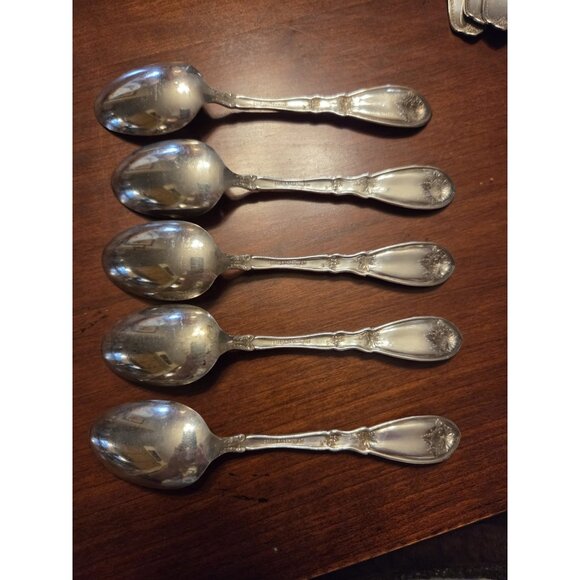 5 Antique 1881 Rogers LA‎ VIGNE GRAPE 1908 Silverplate 5 Teaspoons Spoons - Picture 7 of 13